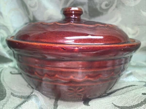 MARCREST OVEN PROOF STONEWARE USA Covered Casserole Dish Vintage - Picture 1 of 7