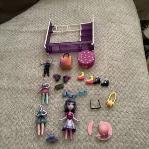 Spin Master Off The Hook Dolls Outfits Shoes Bag Boxes Wardrobe Bundle preloved - Picture 1 of 14