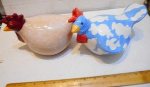 PAR DE FIGURAS DE POLLO DE CERÁMICA - Imagen 1 de 4
