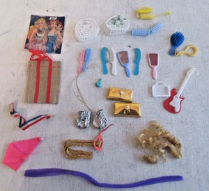 Vintage Barbie Accessories Bags Combs Mirrors More Lot Bundle - Picture 1 of 3