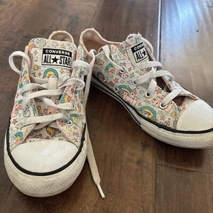 Converse All star Chuck Taylor Youth Kids Shoes Rainbow Low Top Sz 2.5 - Picture 1 of 13