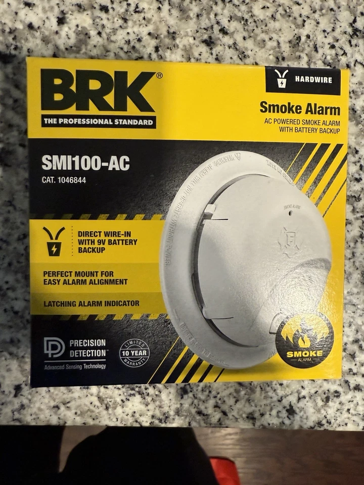 BRK Hardwire w/Battery Backup SMI100-AC Ionization Smoke Alarm O3