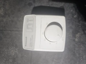 Honeywell Whole House Humidistat H8908B - Picture 1 of 3