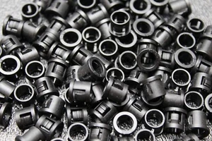 25 PACK 10 GAUGE SNAP PROTECT BUSHING FIREWALL HOLE PLUG WIRE ELECTRICAL SB10 - Picture 1 of 4