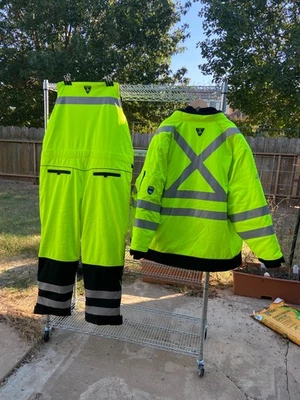 REFRIDIWEAR 5XLarge Insulated Extreme Condition HiVis Overalls and -60 Coat - Image 1 of 4
