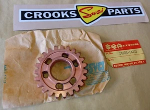 NOS 24251-14211 RM465 X 1981 Ingranaggio originale Suzuki 23T 5° trasmissione - Foto 1 di 8