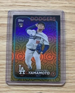 2024 Topps Series 2 Holiday Foil RC #553 Yoshinobu Yamamoto Los Angeles Dodgers - Picture 1 of 2
