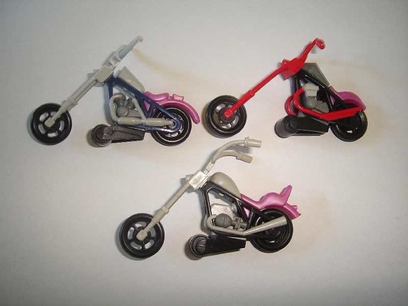 AMERICAN CHOPPERS 1990 MODEL MOTORCYCLES SET 1:64 H0 KINDER SURPRISE MINIATURES - Image 1 of 1