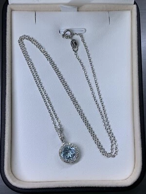1.80ct Aquamarine and Diamond Solitaire Pendant Necklace 18ct white gold - Image 1 of 4