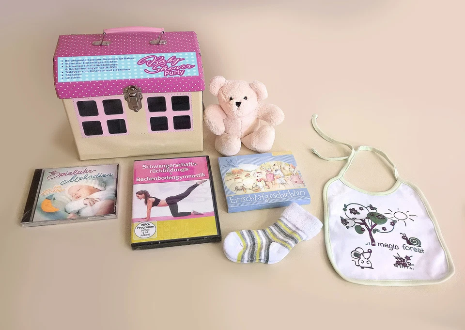 Box Baby Shower Party Alles Liebe und Gute - Die Geschenkbox für Mutter 3CDs+DVD - Bild 1 von 1