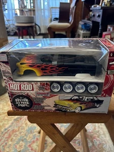 Classic Metal Works 1:24 Hot Rod Model Kit  1953 Ford Coupe NEW - Picture 1 of 4