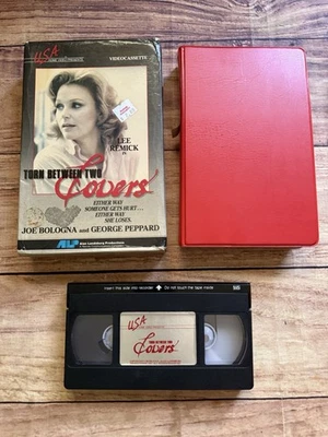 Torn Between Two Lovers VHS Big Box Version Rare Lee Remick Tested - Immagine 1 di 4