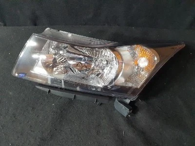 2010 Chevrolet Forenza Optra Lacetti Left Headlight - Image 1 of 4