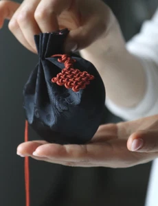 Mini Bolsa Tradicional Usada por el Imperio Coreano 3 Colores Bokjumeoni Hecha a Mano Clásica - Imagen 1 de 9