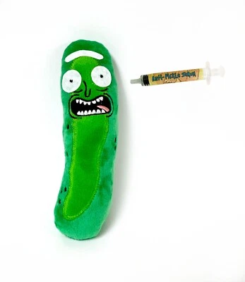  Boneco de brinquedo de pelúcia Rick and Morty Pickle Rick boneco 8" e seringa de soro anti-pickle - Imagem 1 de 4