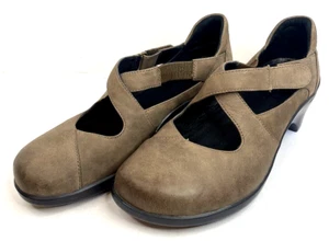 Aravon Shoes Womens 9 Criss Cross Strap Mary Jane Brown Leather Low Wedge Heels - Picture 1 of 9