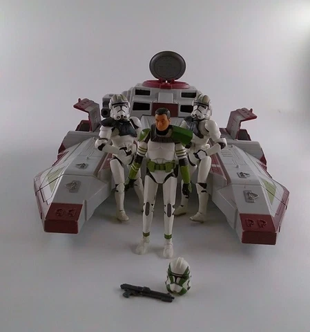 Star Wars Clone Wars Republic Tank TX-130 with 3 Clone Troopers Cover