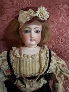 F7 - antike Puppe - französische Poupee Modepuppe - 16 cm - Bild 1 von 19