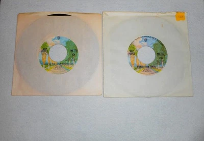 DEEP PURPLE "SMOKE ON THE WATER" 45 RPM #7710 W. BROS. 197 (2) RECORD LOT. - Image 1 of 4