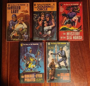 LEE FALK LOT OF 5 DIFFERENT PHANTOM VINTAGE PB VG+ OR BETTER 1ST PRINTINGS - Picture 1 of 3