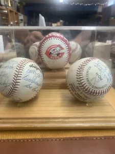 World Series 1975/1976? Von Cincinnati Reds signiertes Baseball-Set - Pete Rose - Bild 1 von 14