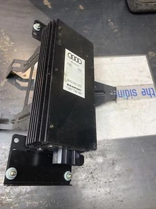 AUDI A4 B6 B7 CABRIOLET CONVERTIBLE BLAUPUNKT AMPLIFIER 8H0035223 STEREO RADIO - Picture 1 of 6