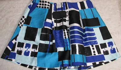 Lane Bryant 大码 26 码打褶涤纶蓝色黑色白色圆裙 — 第 1/4 张图片