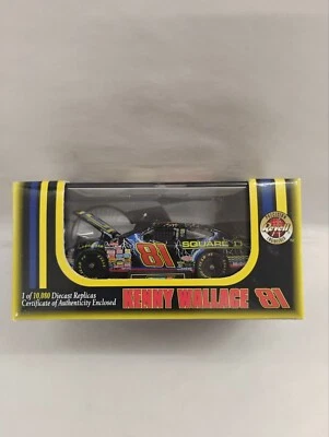 Revell 1/64 Nascar литая модель No81 Square D Lightning Кенни Уоллес с чехлом 1998 - Изображение 1 из 3