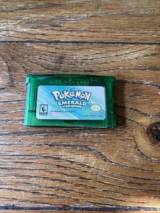 Pokemon Versione Smeraldo - Nintendo Game Boy Advance - Foto 1 di 1