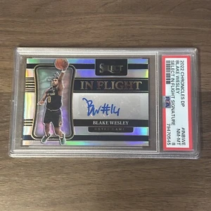 2022 Panini Select Draft Picks/99 Blake Wesley im Flug Rookie Auto RC PRIZM - Bild 1 von 4