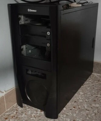 pc computer desktop assemblato - Immagine 1 di 4
