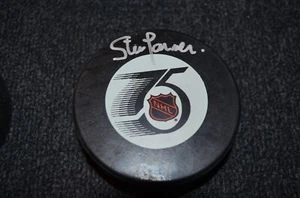 Steve Larmer NHL 75th Anniversary Signed Puck Chicago Blackhawks - Picture 1 of 1