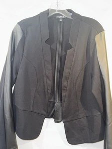 Torrid Cardigan-Stil Blazer vorne offen Farbe schwarz Größe 0 - Bild 1 von 9