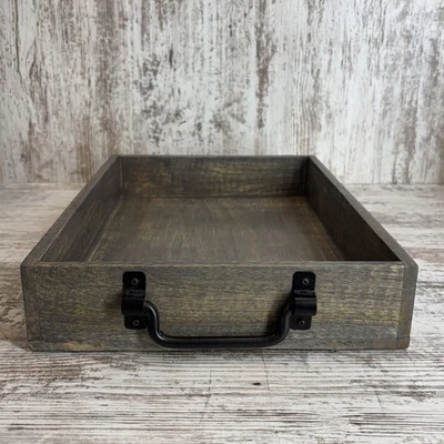 Bandeja para servir Thirty One cerca de casa - madera de granero rústica, NUEVA Foto 1 de 4