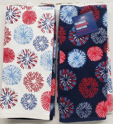 2 DIFFERENT PRINTED TERRY TOWELS (16.5"x26") PATRIOTIC FIREWORKS TOSS CIRCLES,KO - Image 1 of 4