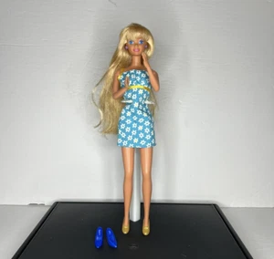 Vintage 1986 Barbie With 2 Pairs of Shoes (was FAO Swartz Barbie) Redressed - Picture 1 of 11