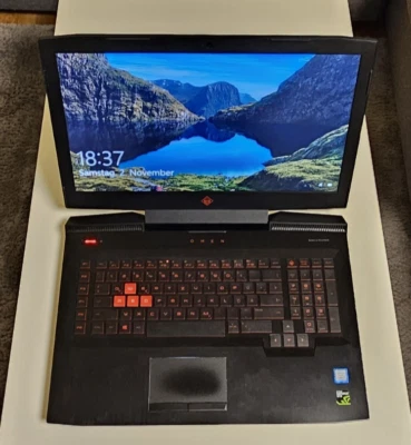 HP Omen 17 Gaming Laptop 17,3 Core i7-7700, 32GB RAM, NVIDIA GeForce GTX 1070 - Bild 1 von 4