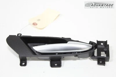 2023-2024 Dodge Hornet GT TRASERO DERECHO INTERIOR PUERTA PANEL MANIJA OEM Foto 1 de 4