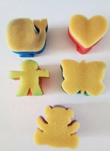 Crayola Handled "No Mess" Painting Sponges (5) shapes that are Fun and Unique - Picture 1 of 5