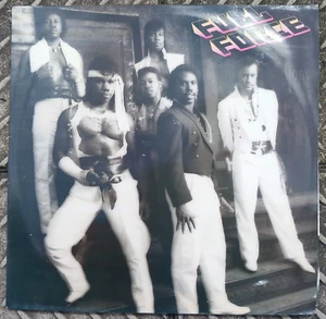 LISA LISA AND CULT JAM WITH FULL FORCE  CBS RECORDS. - Picture 1 of 1