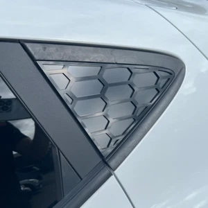 Mk8/8.5 Fiesta (5 Türer) 4D Acryl Heckscheibeneinsätze (Paar) - Bild 1 von 2