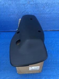 Mann Truck & Bus - Right Hand Cover Assembly P/N 81.62396-0094 - Picture 1 of 4