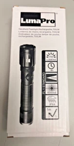 LumaPro: Linterna - 700 lúmenes, recargable - Imagen 1 de 2
