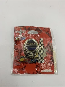 Nascar Dale Earnhardt #3 Coca Cola semi casco anni 90 spilla commerciale nuova rara - Foto 1 di 7