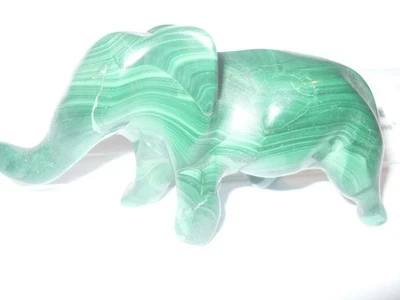 Malachit Elefant, 177g, 11 x 5,5 cm - Bild 1 von 4