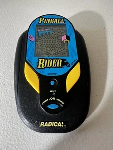 Juego de Viaje Electrónico Portátil Radica PINBALL RIDER De Colección Modelo 3731 Probado  - Imagen 1 de 10