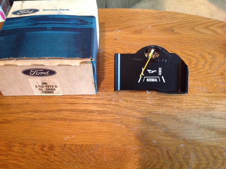 NEW OEM 1981 1989 FORD ECONOLINE OIL PRESSURE GAUGE — 第 1/1 张图片