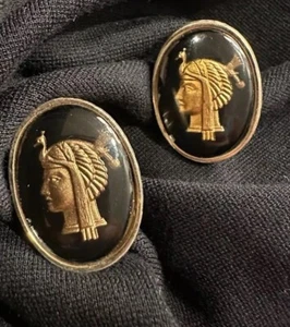 Vtg cufflinks Greek or Egyptian  cameo inlay under clear cabochon 3d Effect   - Picture 1 of 14