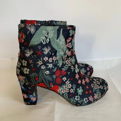 ALL BLACK Floral Embroidered Ankle Boots Round Toe Sz 40.5 10.5 US Bohemian FLAW - Image 1 of 4