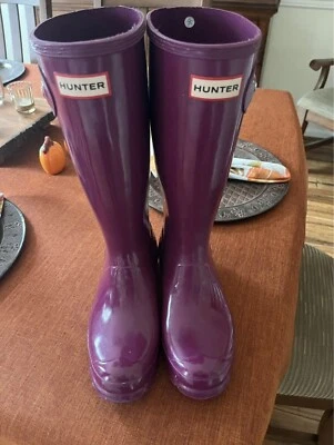 Girls Hunter Original Tall Gloss Violet Wellington/Rain Boot Sz 5Y US/4 UK/37 EU - Image 1 of 3